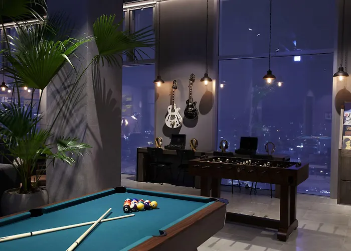 Hotel L7 Hongdae By Lotte 4*